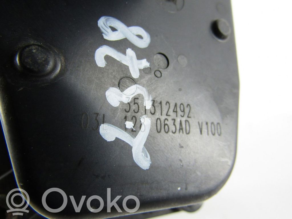 Skoda Praktik (5J8) Elektrische Drosselklappe 