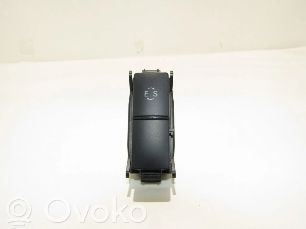 Mercedes-Benz E W212 Sonstige Schalter / Griffe / Umschalter 