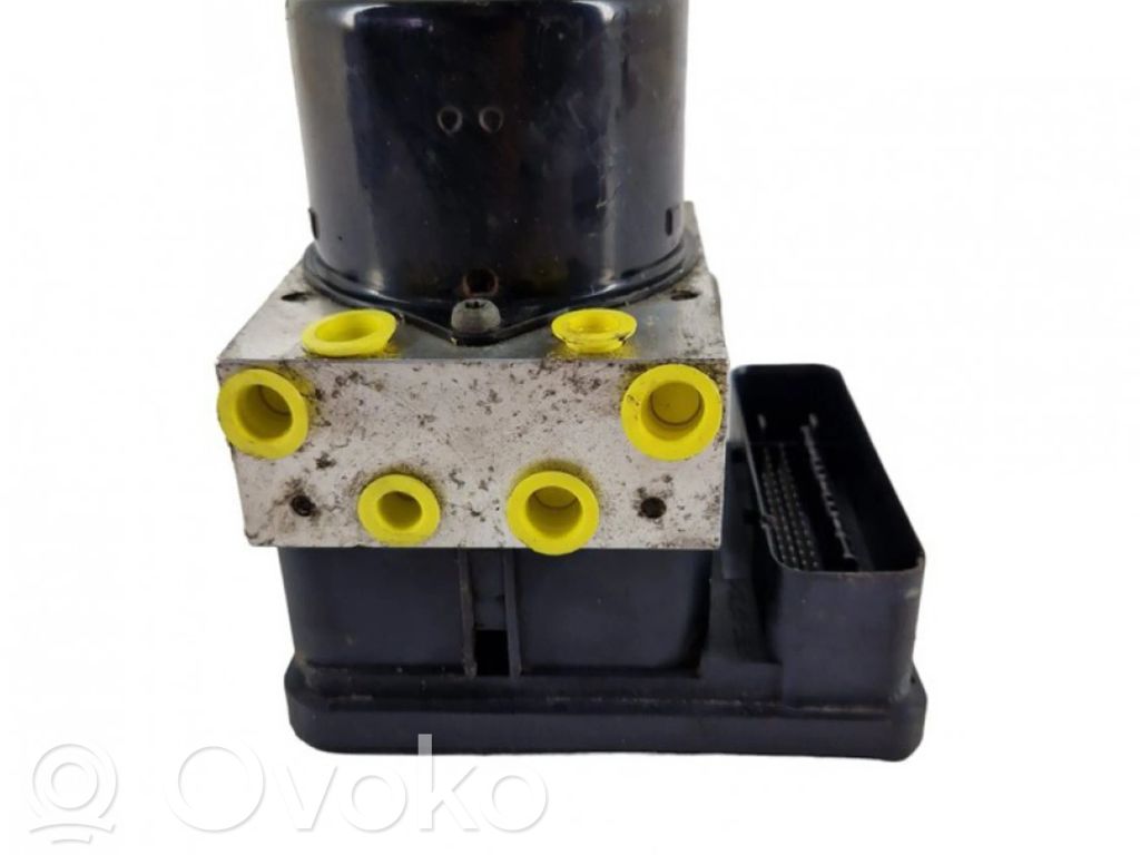 Bomba de ABS   7TU8D2243E,8M512C405AA