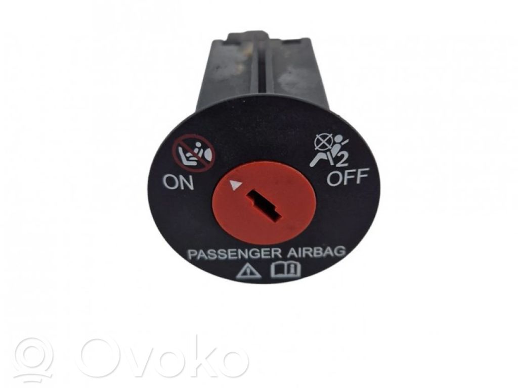 Schalter Beifahrerairbag ein/aus   3897052K00