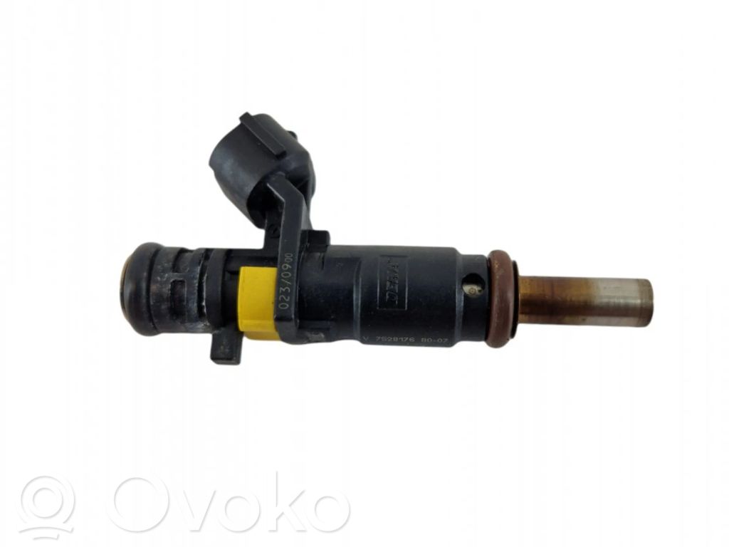 Inyector de combustible   V7528176