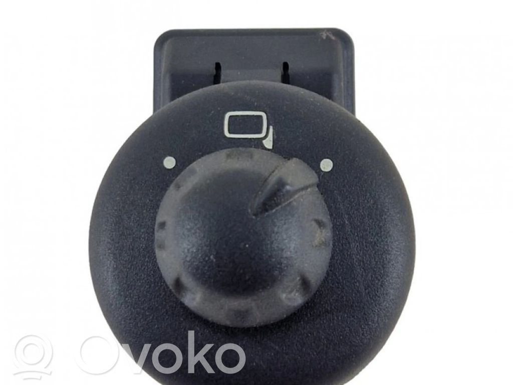 Mini One - Cooper Clubman R55 Wing mirror switch 