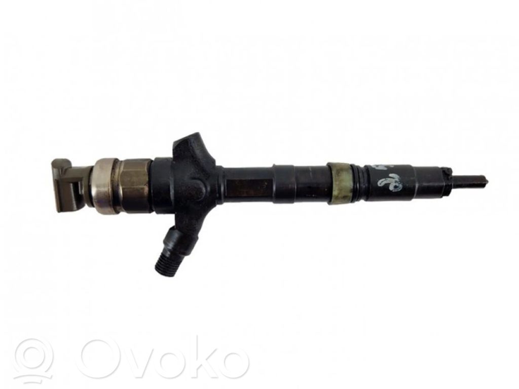 Inyector de combustible   236700G010
