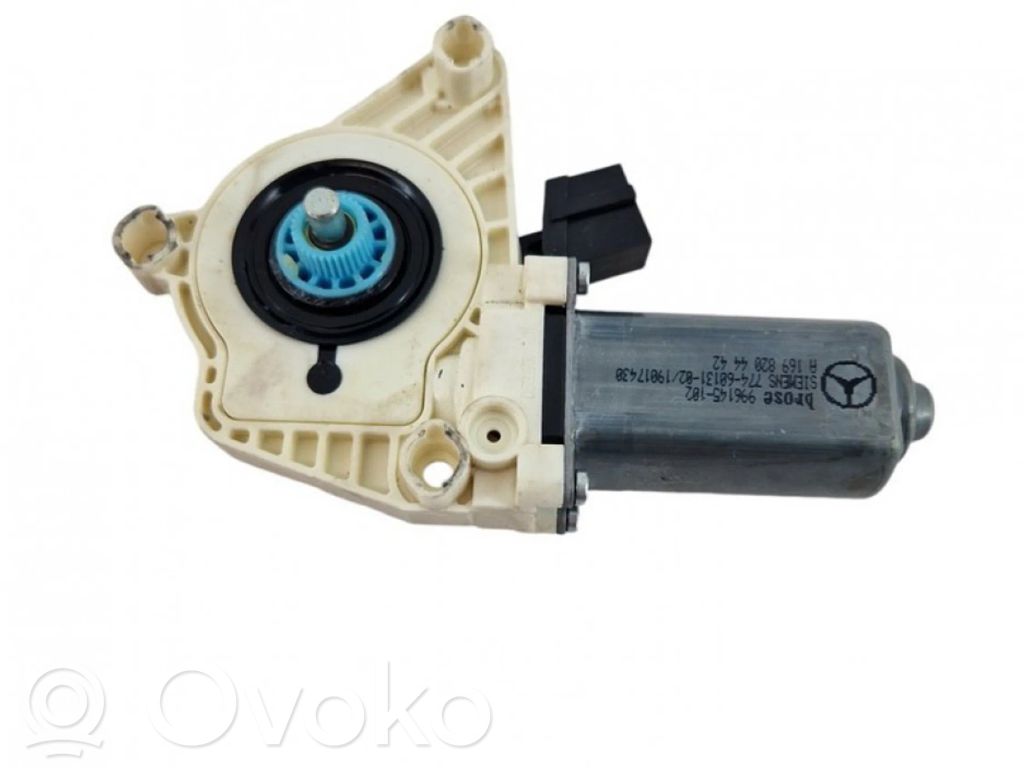 Mercedes-Benz B W245 Moteur de lève-vitre de porte avant 