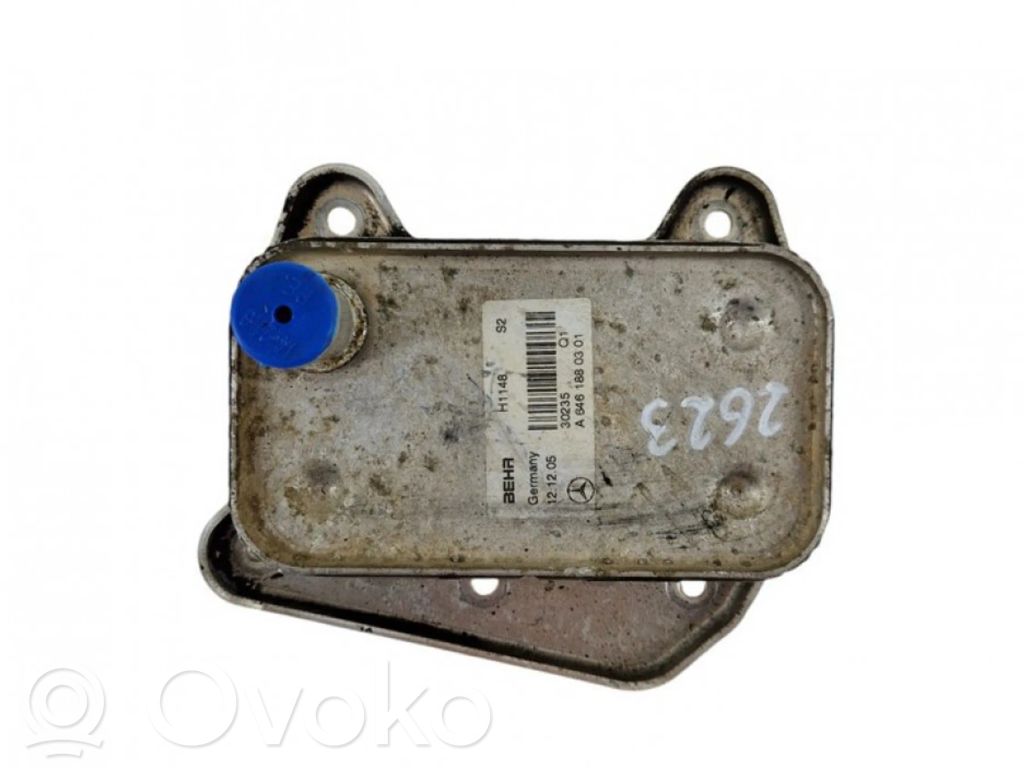 Mercedes-Benz Vito Viano W639 Supporto di montaggio del filtro dell’olio