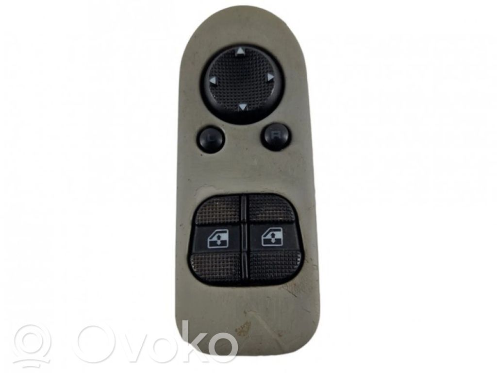Electric window control switch   95VWA17167