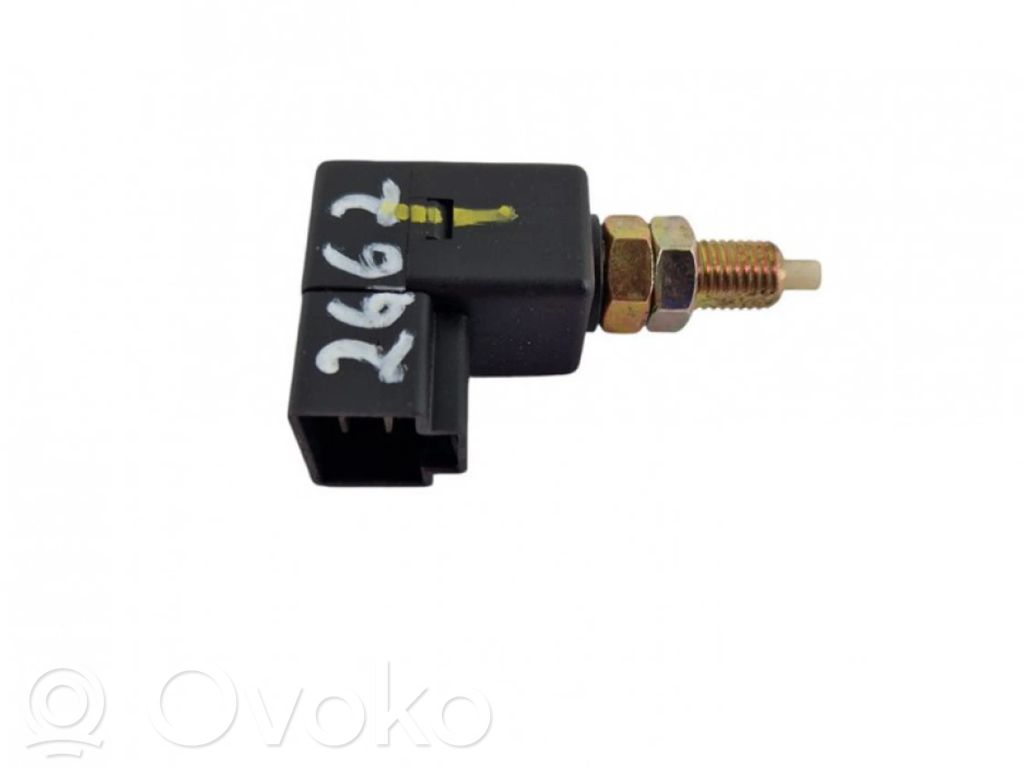 Interruptor sensor del pedal de freno   938103K000