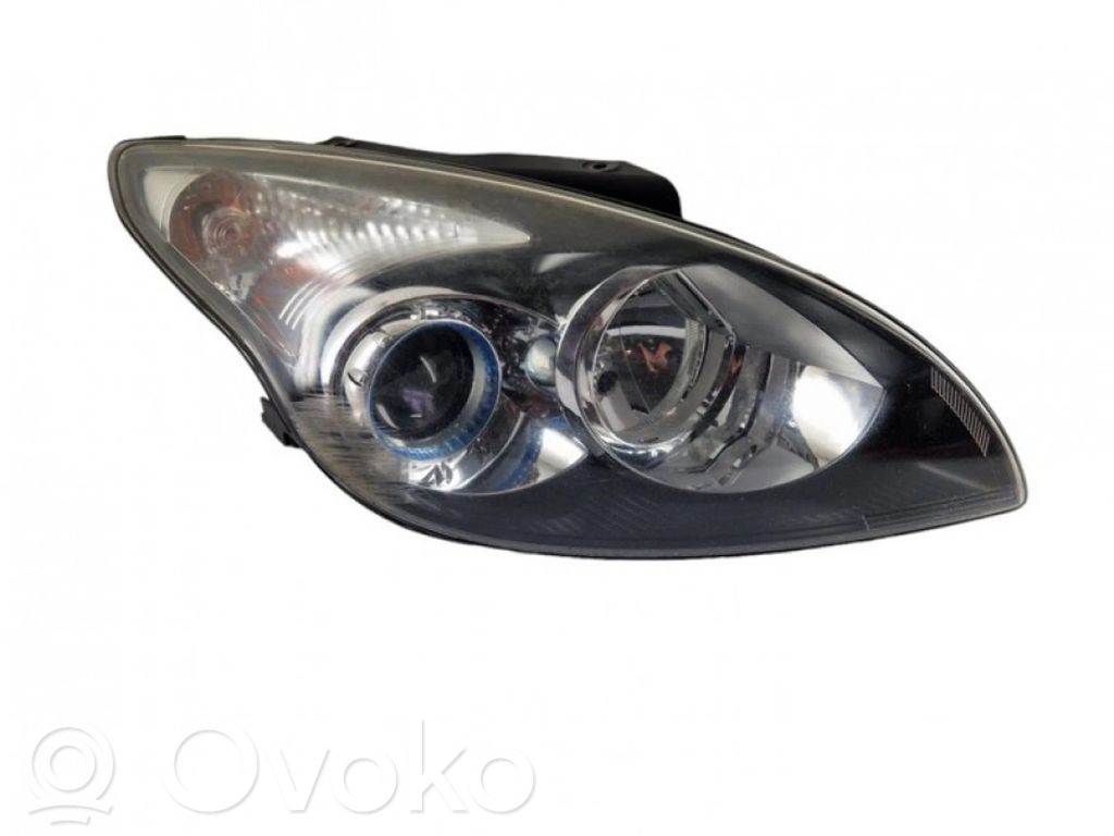 Hyundai i30 Lampa przednia 