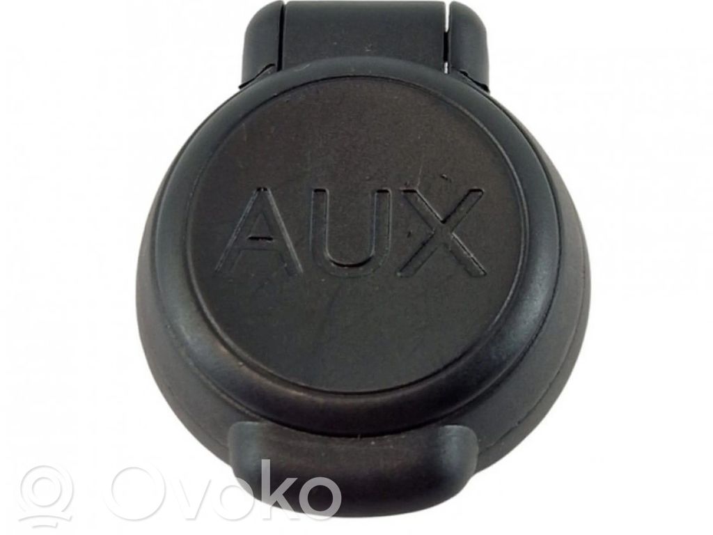 Conector priză AUX   96647952XT