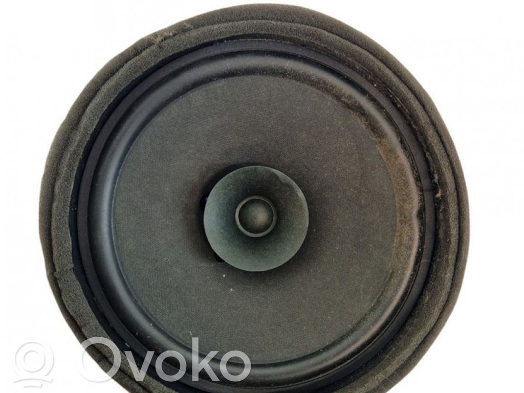 Mitsubishi L200 Głośnik wysokotonowy drzwi tylnych 