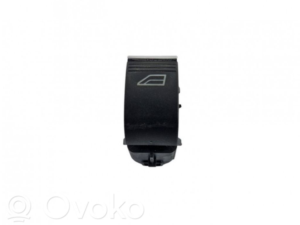 Ford Fiesta Interruptor del elevalunas eléctrico 