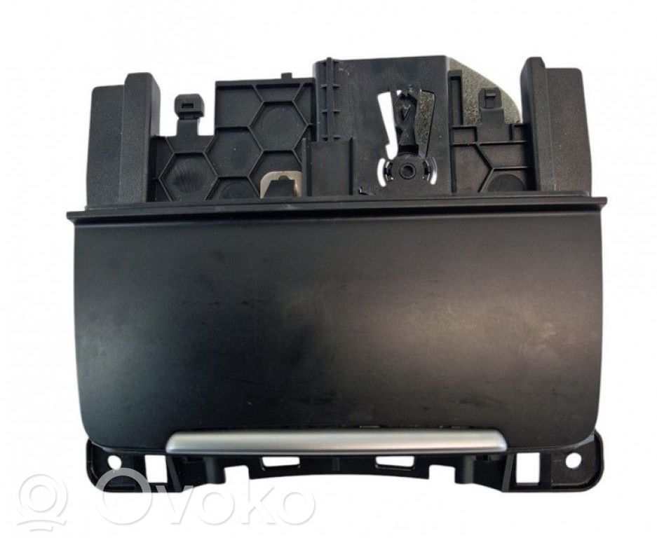 Audi A4 S4 B8 8K Aschenbecher 