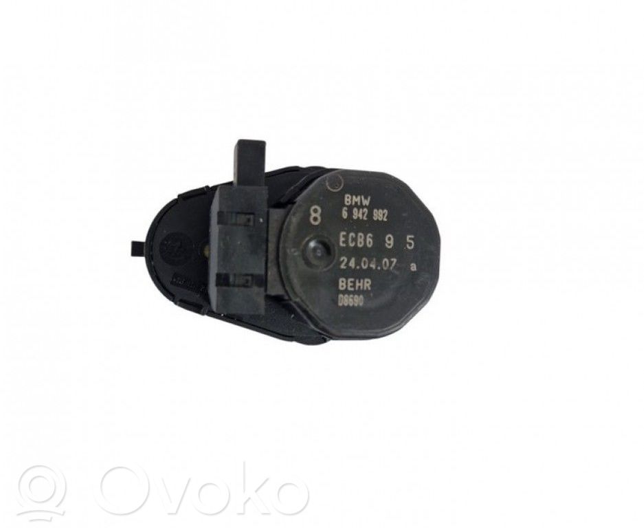 Stellmotor Heizung Klima   6942992