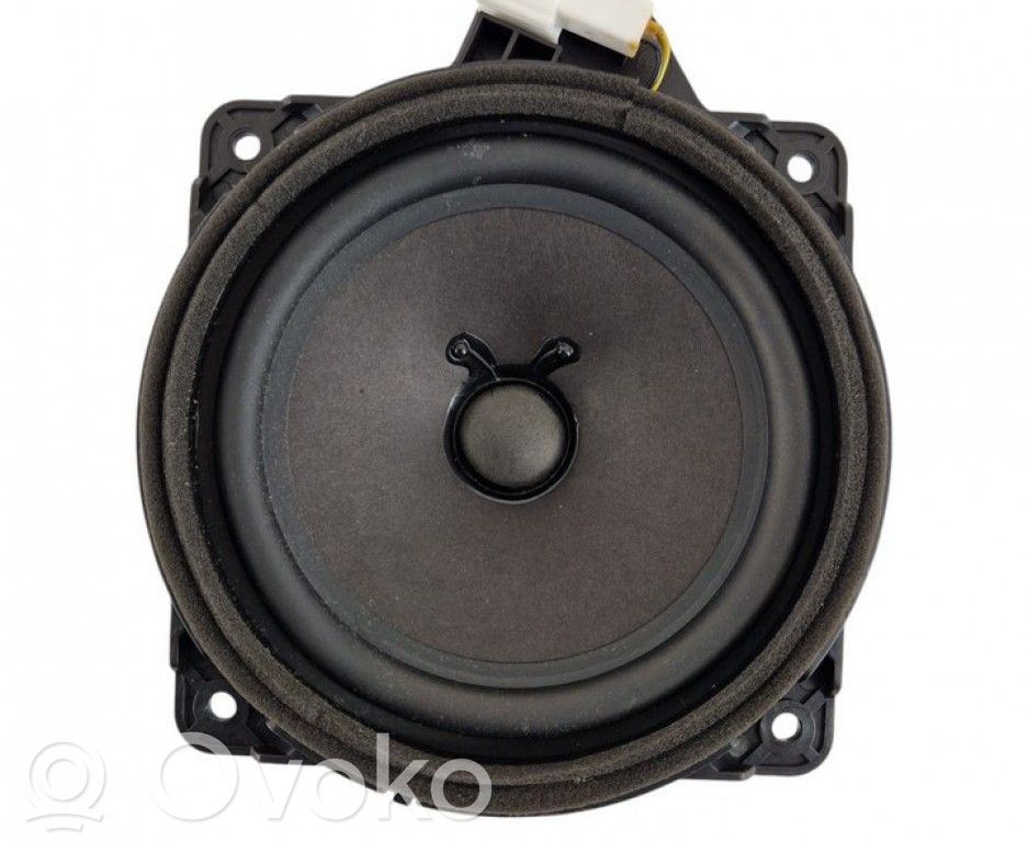 KIA Sorento Altavoz de alta frecuencia para las puertas traseras 
