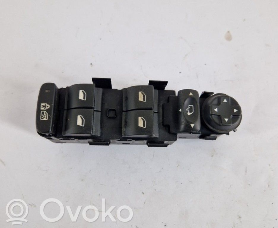 Peugeot 3008 I Interruptor del elevalunas eléctrico 