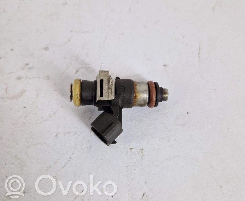Volkswagen Caddy Inyector de combustible 