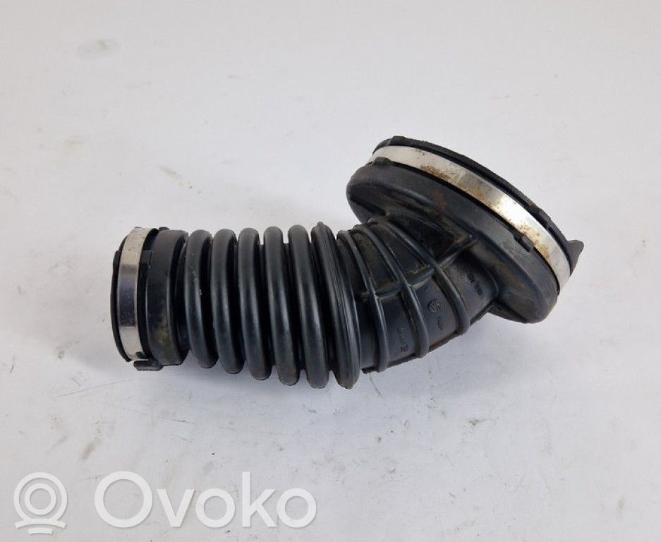 Einzelteil Lufteinlasskanal   13401468