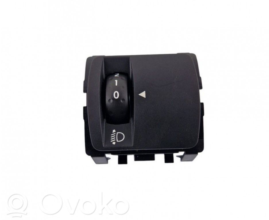 Renault Kadjar Headlight level height control switch 