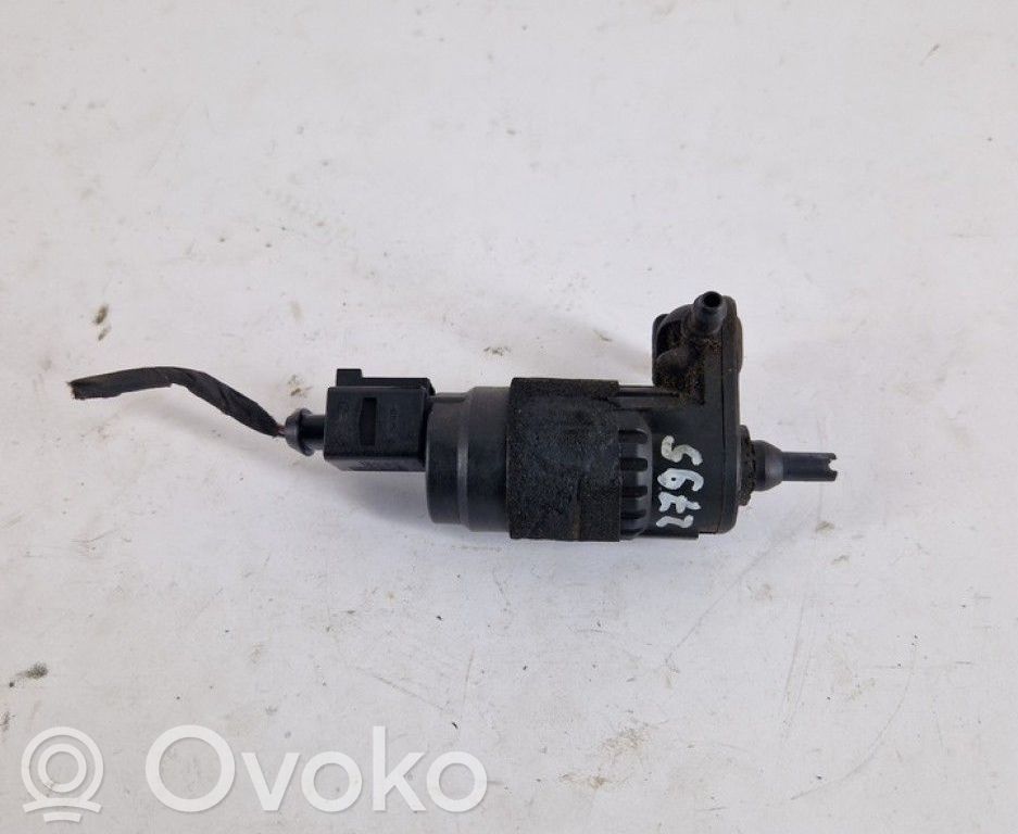 Audi A4 S4 B8 8K Pompa lavavetri parabrezza/vetro frontale