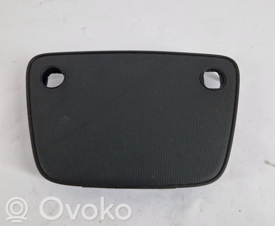 KIA Sorento Moldura del panel (Usadas) 