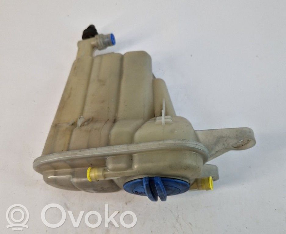 Audi A4 S4 B8 8K Vas expansiune/rezervor lichid de răcire 