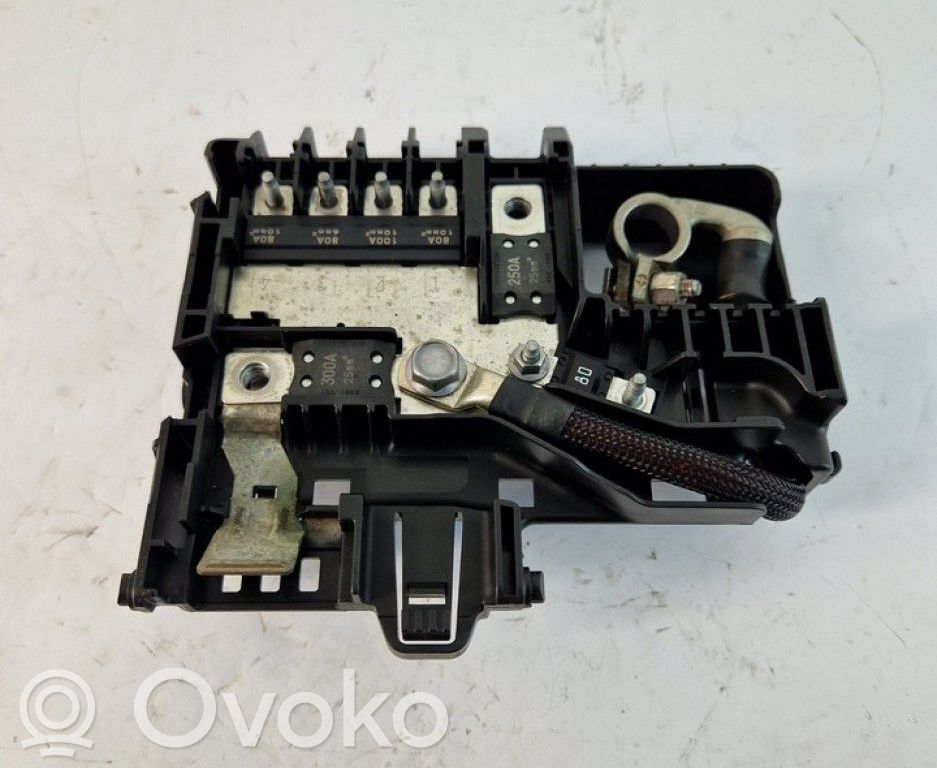 Opel Corsa E Módulo de fusible 