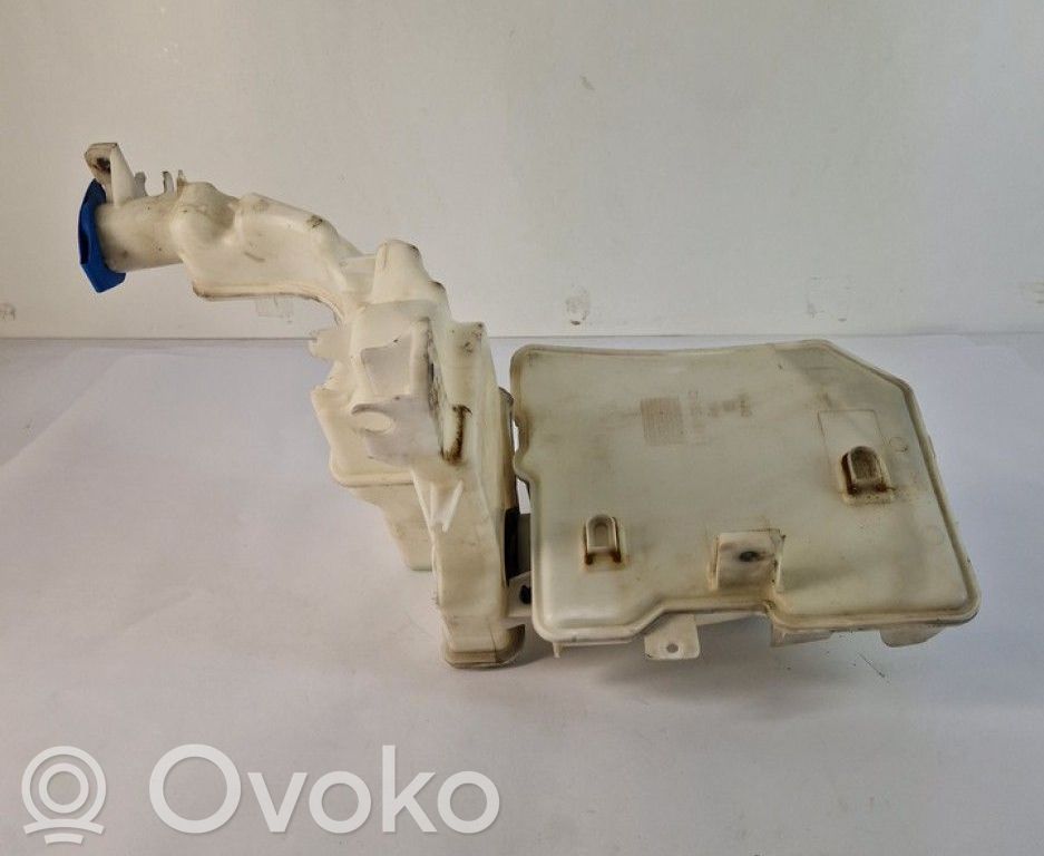Volkswagen PASSAT B6 Serbatoio/vaschetta liquido lavavetri parabrezza 