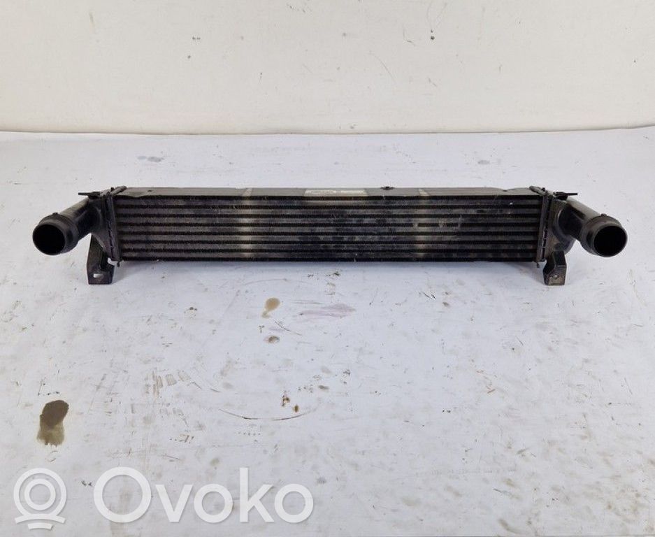 Jeep Cherokee Interkūlerio radiatorius 