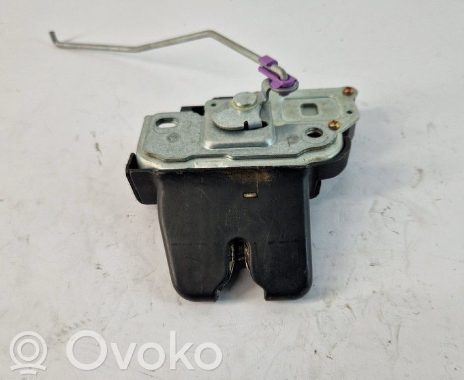 Tailgate/trunk/boot lock/catch/latch
