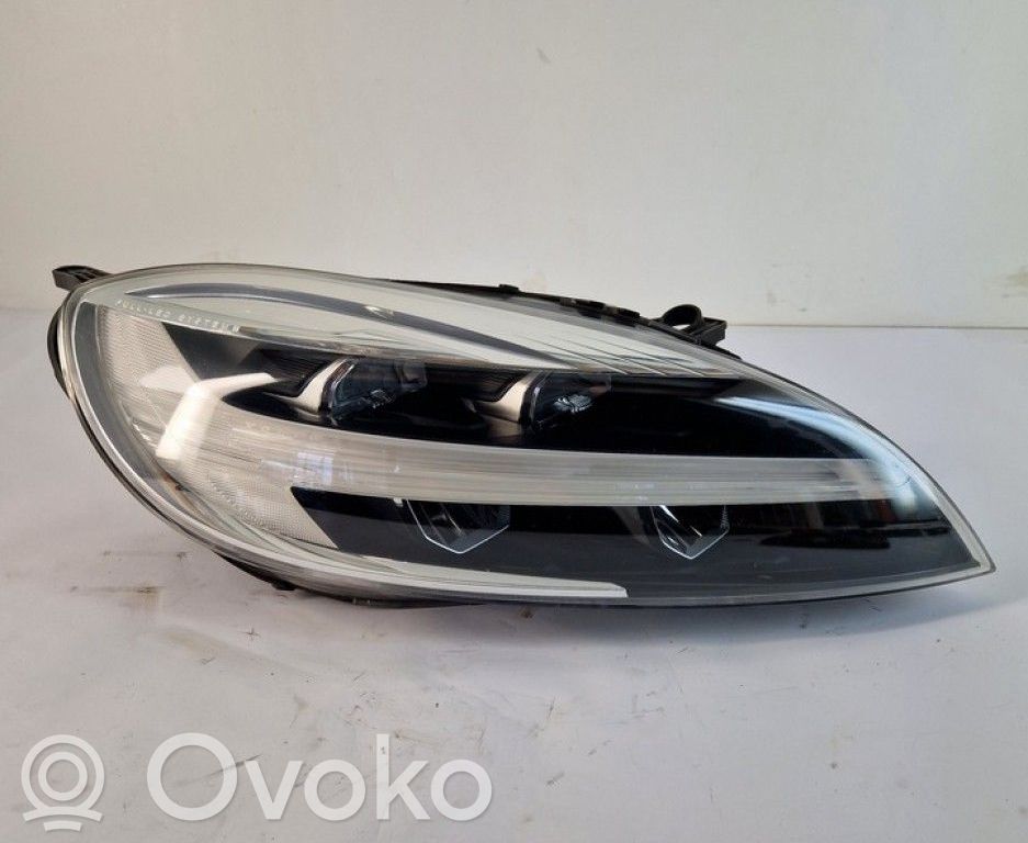 Volvo V40 Scheinwerfer 