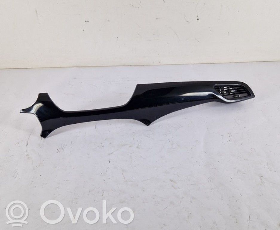 Opel Corsa E Panelės apdaila 