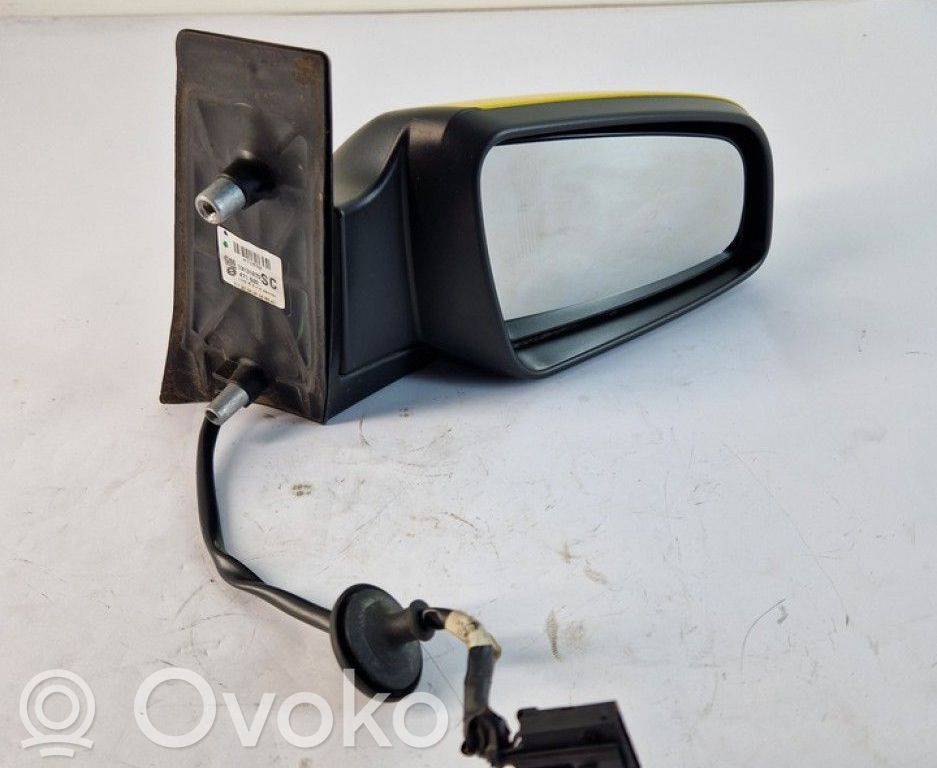 Opel Zafira B Elektryczne lusterko boczne drzwi przednich 