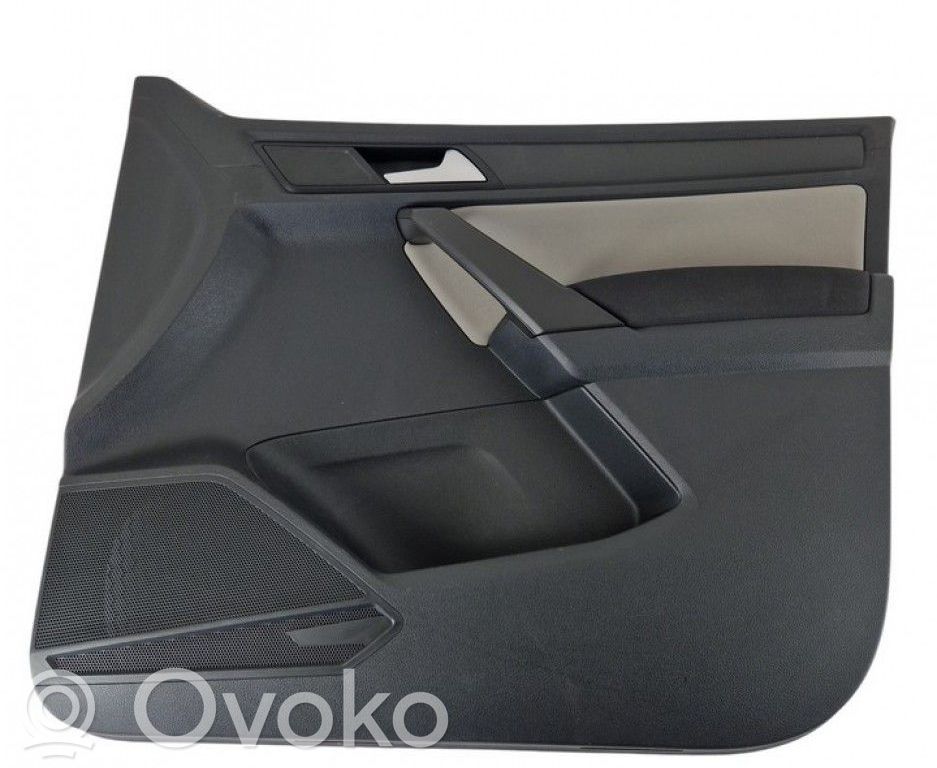 Volkswagen Caddy Boczki / Poszycie drzwi przednich 