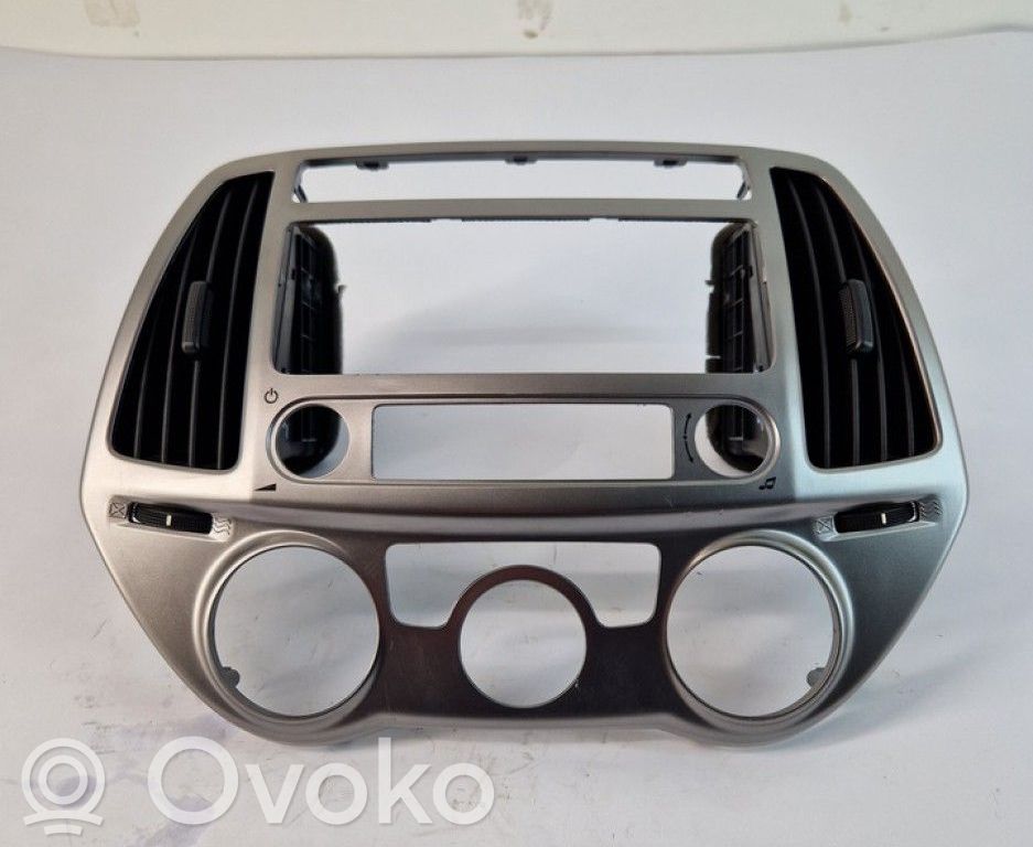 Hyundai i20 (PB PBT) Griglia di ventilazione centrale cruscotto