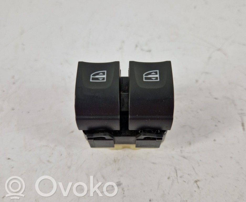 Renault Captur Interrupteur commade lève-vitre