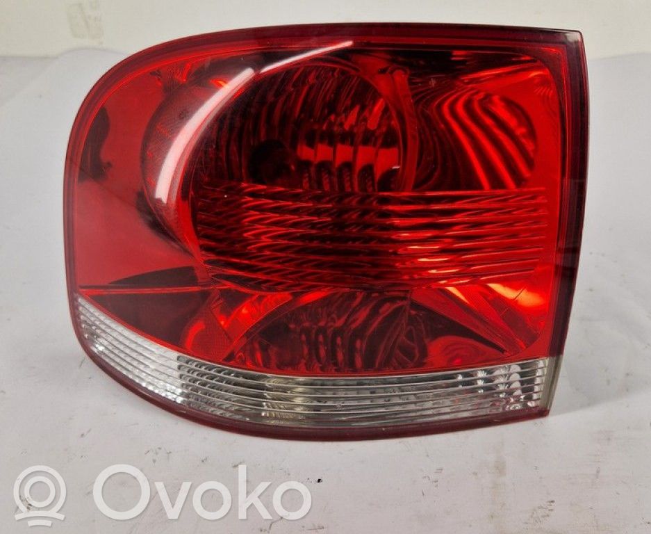 Volkswagen Touareg I Lampa tylna 