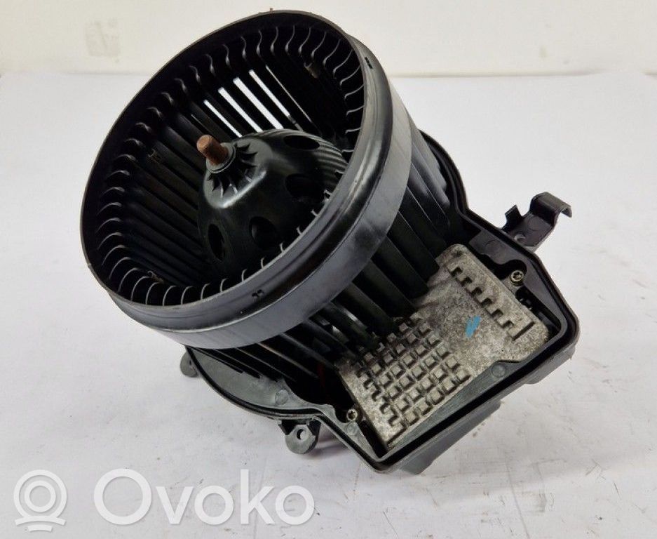 Mercedes-Benz C W203 Ventola riscaldamento/ventilatore abitacolo 