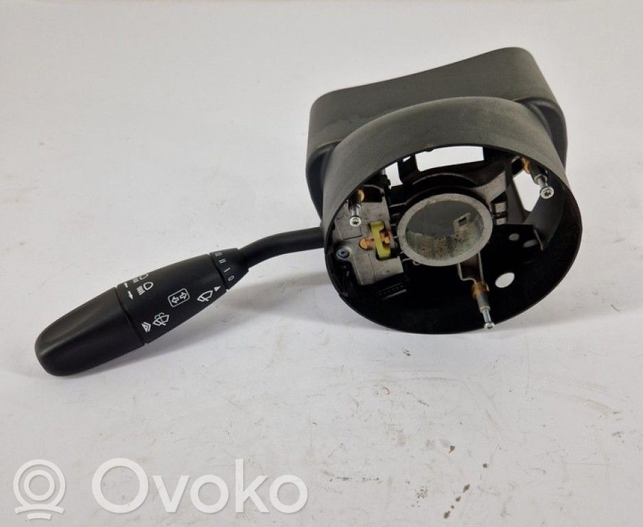 Mercedes-Benz Sprinter W906 Interruptor de control multifunción 