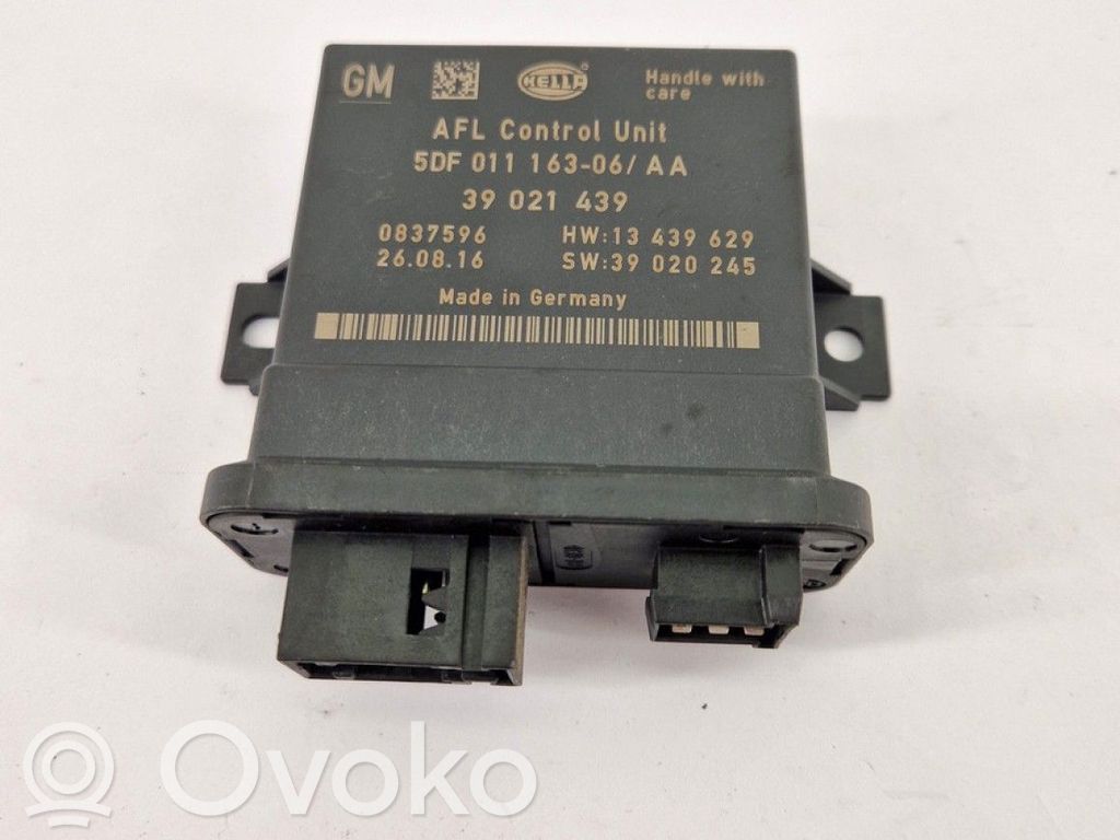 Opel Insignia A Xenon control unit/module 