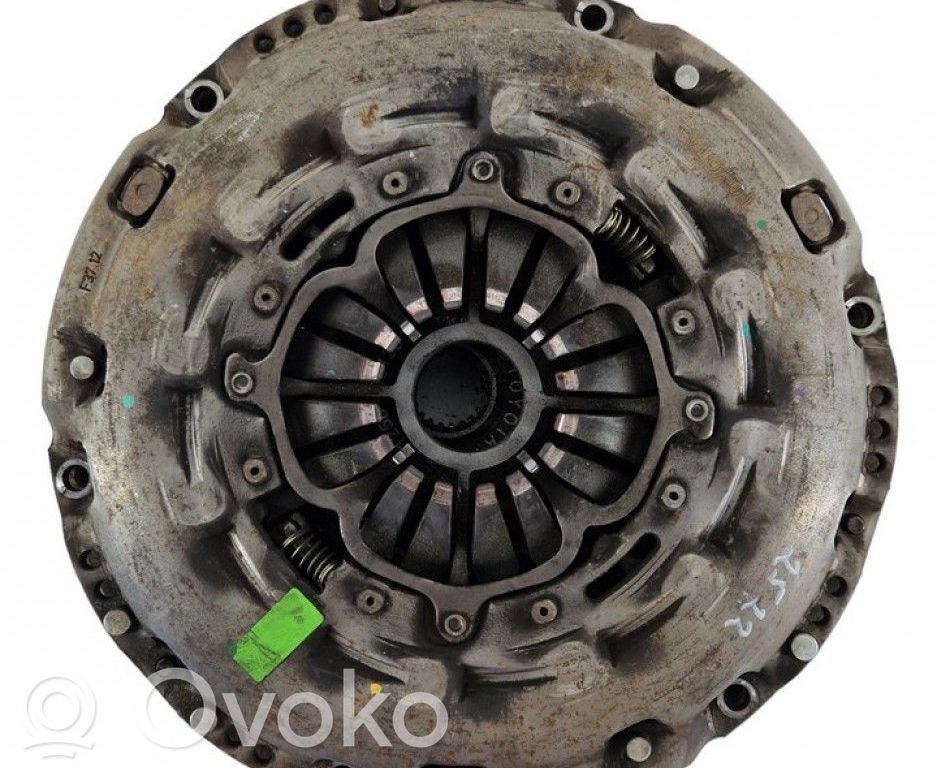 Toyota Avensis T250 Kit d'embrayage