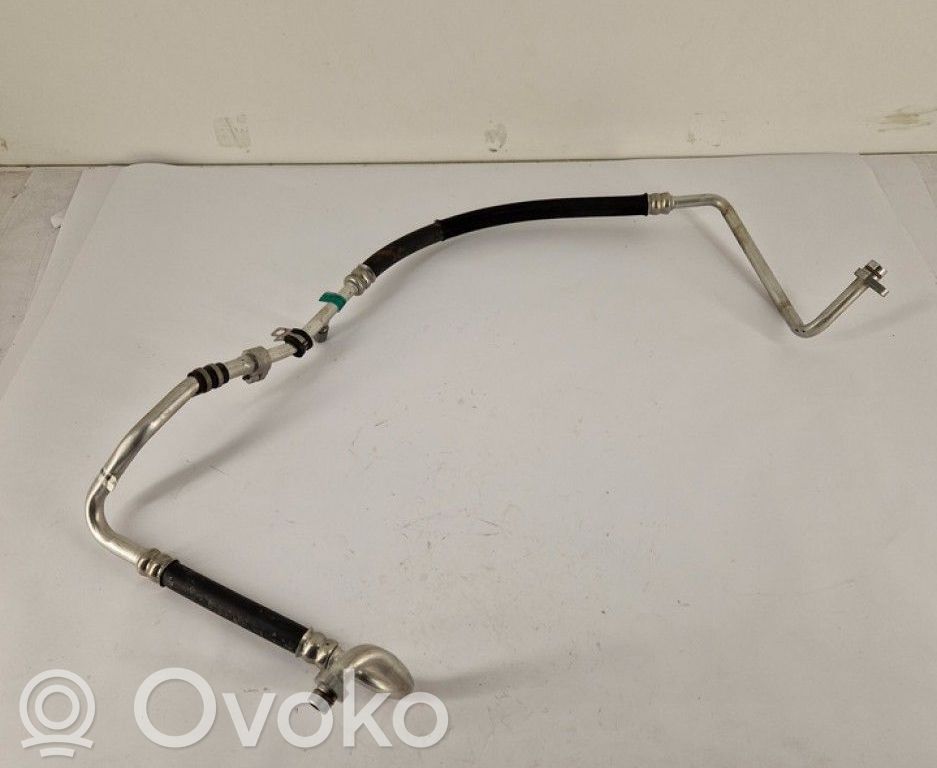 Renault Captur Ilmastointilaitteen putki (A/C) 