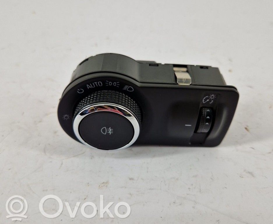 Opel Insignia A Light switch 