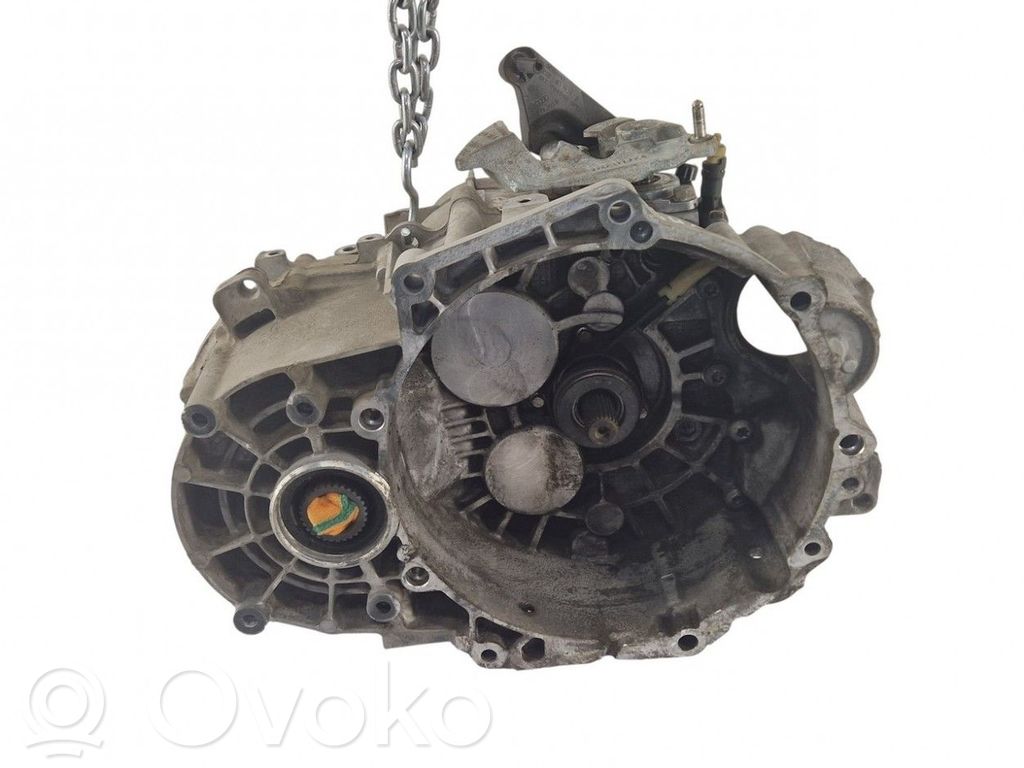 Volkswagen Golf VII Cutie viteze manuală cu 6 trepte 