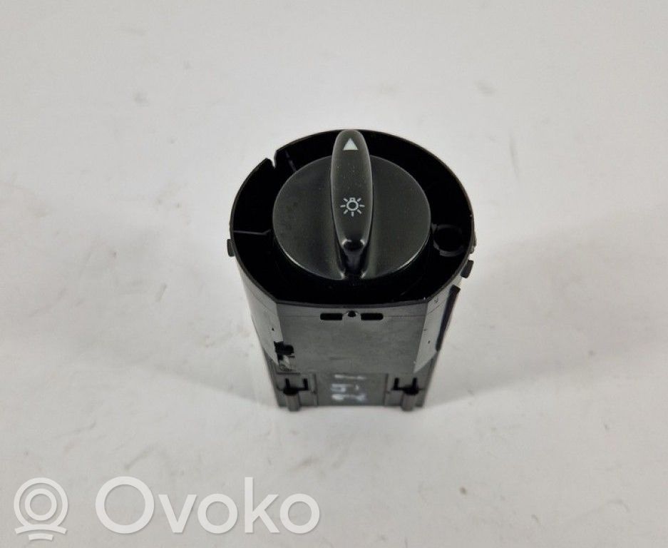 Seat Leon (1M) Interruptor de luz 