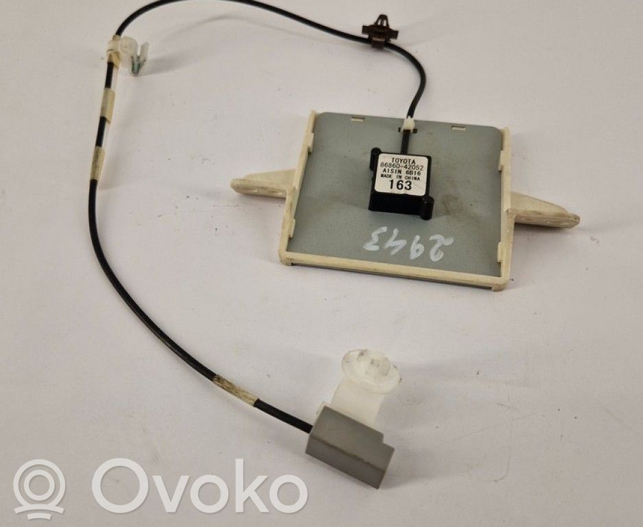 Toyota RAV 4 (XA40) Antena GPS 