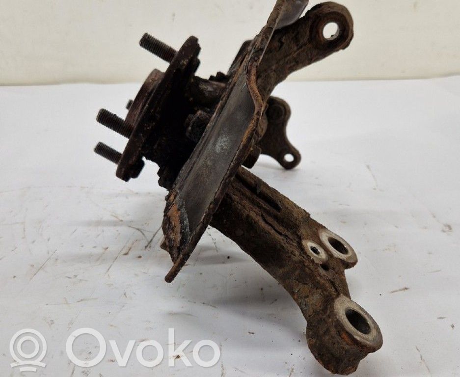 Cubo de rueda delantera