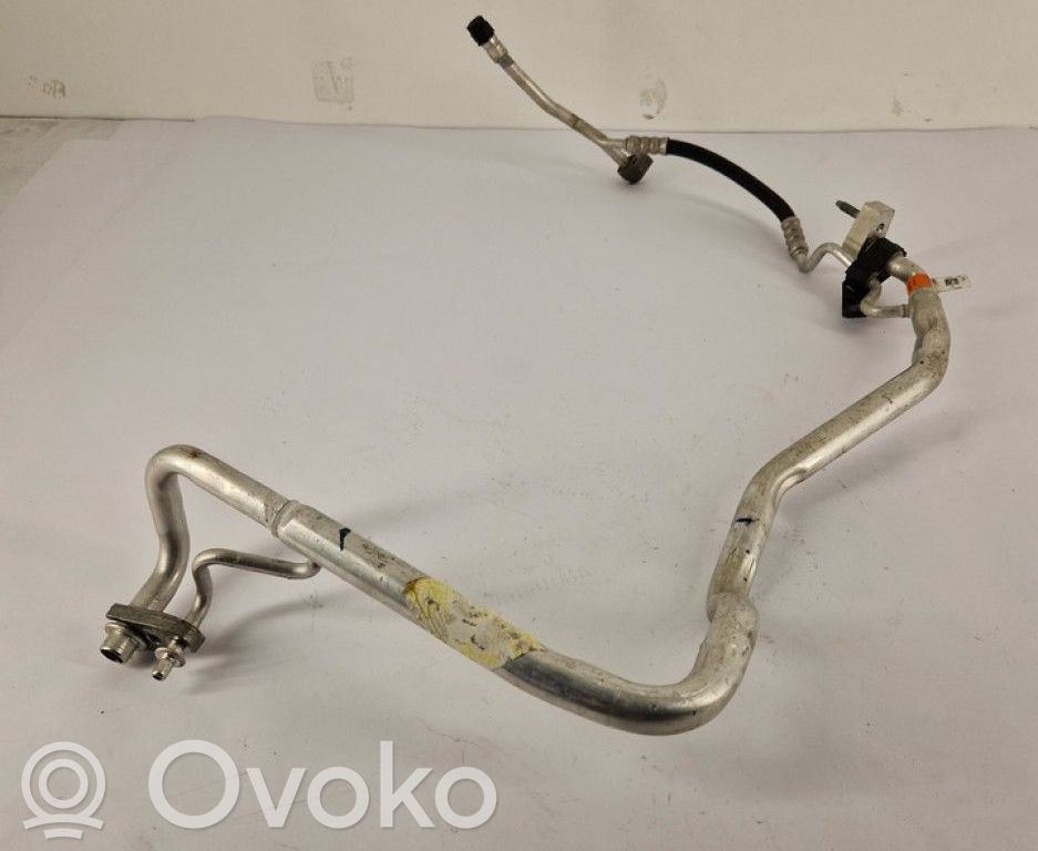 Ford Kuga I Ilmastointilaitteen putki (A/C) 