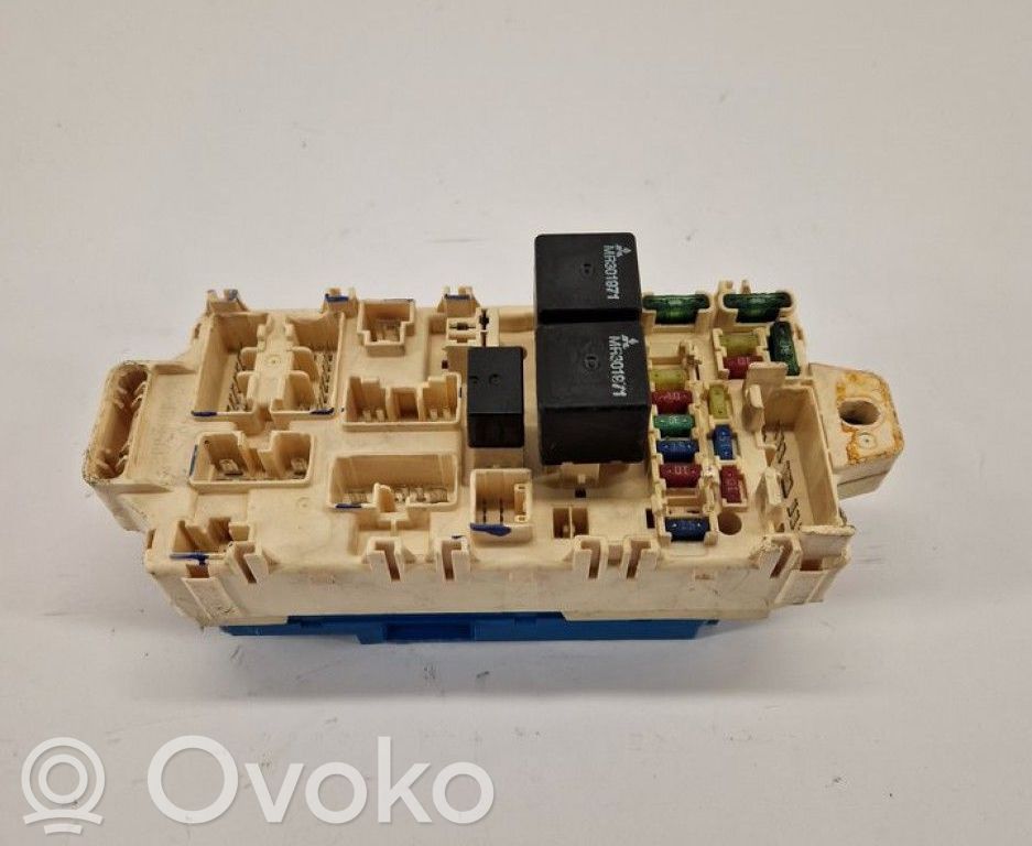Mitsubishi Pajero Sulakemoduuli 