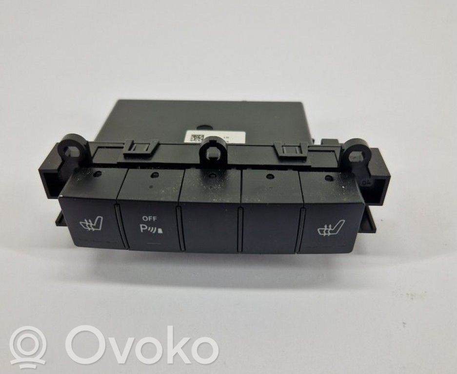 Mercedes-Benz A W169 Interruptor de calefacción del asiento 