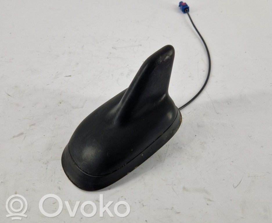 Volkswagen Touran II Antenna GPS